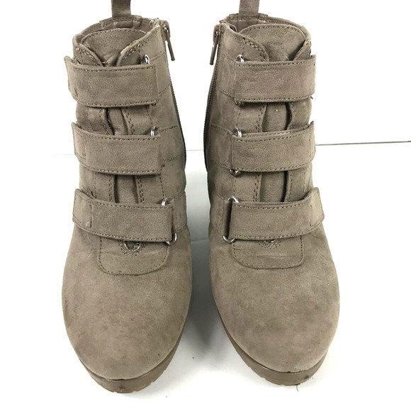 Dana Buchman Preston Wedge Booties Taupe Side Zip Buckle Ankle Womens Sz 8M - Picture 2 of 10